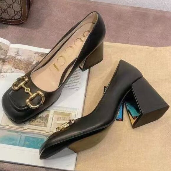 Gucci Black Leather Women's Shoes - Picture 4 of 4
